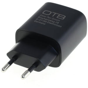 Opis:Kvaliteten nadomestni napajalnik je primeren za vse naprave, ki podpirajo tehnologijo USB Power Delivery, kar omogoča do 70% krajši čas polnjenja pri višji napetosti. Nekompatibilne naprave s priključkom USB-C pa se polnijo pri standardni napetosti 5 V. Napajalnik ima certifikate CE in RoHS. Kabel USB-C ni priložen.Primeren za naprave:Acer:Liquid Jade PrimoAlcatel:A50, Flash, Idol 4 Pro, Idol 4S Windows, Idol 5SAllview:P8 Energy Pro, V2 Viper X+, X3 Soul, X3 Soul Plus, X3 Soul Pro, X4 Soul, X4 Soul Lite, X4 Soul Style, X4 XtremeArchos:Diamond 2 Plus, Diamond 2 Note, 50 Graphite, Diamond Alpha+, Diamond Omega, Sense 55DCAsus:ZenFone 3 (ZE520KL), Zenfone 3 (ZE552KL), Zenfone 3 Ultra (ZU680KL), Zenfone 3 Deluxe (ZS570KL), ZenFone 3 Deluxe (ZS550KL), ZenFone 3 Max (ZC520TL), ZenFone 3 Max (ZC553KL), ZenFone 4, ZenFone 4 Pro, ZenFone AR, ZenFone Zoom SZenBook 3 UX390, UX390U, UX390UA, UX390UA-XH74-BLZenPad Z8, Zenpad Z10 ZT500KL, ZenPad 3S 10, ZenPad S 8 Z580CABlackberry:DTEK60, KEYone, KEYone Black Edition, BV8000 Pro, P6Blu:Vivo 5Bluboo:S8BQ:Aquaris X / Aquaris X ProCoolpad:Cool S1Crosscall:Trekker X3Dell:XPS 12, XPS 13Elephone:P9000, P9000 Lite 4GEnergizer:Powermax P600SEssential:EssentialGeneral Mobile:GM 5 PlusGigaset:ME, ME Pure, ME ProGoogle:Nexus 5 (2015), Nexus 6 (2015), Nexus 5X, Nexus 6P, Pixel, Pixel 2, Pixel 2 XL, Pixel XLGoPro:Hero 5Hisense:A2HP:Spectre 13.3", Elite x3HTC:10, 10 Lifestyle, 10 Evo, U Play, U Ultra, U11, U11 Dual-SIM, U11 Life, U11 PlusHuawei:Honor 8, Honor 8 Premium, Honor 8 Pro, Honor 9, Honor Note 8, Mate 10 Porsche Design, Mate 10 Pro Dual SIM, Mate 10 Pro Single SIM, Mate 9, Mate 9 (Dual-SIM), Mate 9 Porsche Design, Mate 9 Pro, Nexus 6P, Nova 2, Nova 2 Plus, Nova Dual SIM, Nova Plus, Nova Single SIM, P10, P10 Plus, P9, P9 PlusKodak:EktraLenovo:Moto Z, Moto Z Force, Moto Z Play, Phab 2, Phab 2 Plus, Phab 2 ProLG:G5, G5 SE, G6, G6+, Nexus 5X, V20, V30Meizu:MX6, Pro 6, Pro 6S, Pro 7Microsoft:Lumia 950, Lumia 950 Dual SIM, Lumia 950 XL, Lumia 950 XL Dual SIMMotorola:Moto X4, Moto Z2 Force, Moto Z2 PlayNextbit:RobinNintendo:Switch (+ Docked Mode)NOA:H10leNokia:8, 6 (2018), N1 TabletNubia:M2, N1, N1 Lite, N2, Z11, Z11 Max, Z11 Mini, Z11 miniSOnePlus:2, 3, 3T, 5, 5TSamsung:Galaxy A3 (2017), Galaxy A3 (2018), Galaxy A5 (2017), Galaxy A5 (2018), Galaxy A8 (2018), Galaxy A8+ (2018), Galaxy Note 8, Galaxy Note 8 Duos, Galaxy Note 7, Galaxy S8, Galaxy S8 Active, Galaxy S8+, Galaxy S8+ Duos, Galaxy XSaygus:V2Shift:Shift5proSony:Xperia L1, Xperia X Compact, Xperia XA1, Xperia XA1 Plus, Xperia XA1 Ultra, Xperia XZ, Xperia XZ Premium, Xperia XZ1, Xperia XZ1 Compact, Xperia XZs, Xperia XZs Dual SIMUlefone:Armor 2, Future, Power 3UMIDIGI:Z1, Z1 ProVernee:Apollo, Apollo Lite, Apollo X, Mars, Mars Pro 4GVertu:Constellation (2017)Wileyfox:Swift 2, Swift 2 PlusXiaomi:Mi 4c, Mi 4s, Mi 5, Mi Pad 2, Mi 6, Mi A1, Mi Max 2, Mi Max Prime, Mi Mix 2ZTE:Grand X3, Axon Max, Axon 7, Axon 7 Mini, Blade V8 64 GB, Blade V8 ProZUK:Z1, Z2, Z2 ProLastnosti:Proizvajalec: OTBMoč: 20 WBarva: črnaVhodna napetost: 100-240 VIzhodna napetost: 5 V (3,0 A), 9 V (2,22 A), 12 V (1,67 A)Certifikati: CE, RoHS