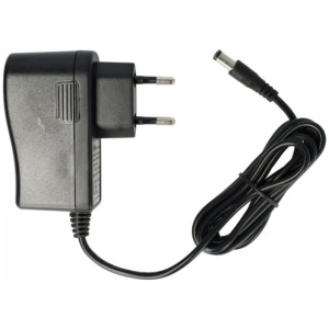 <br><p><b>Opis:</b></p><p>Napajalnik / polnilec za ročne baterijske sesalnike Bosch napetosti 23,5 V. Polnilec ima zaščito pred prepolnjenjem, nadtokovno zaščito in temperaturno zaščito ter certifikata CE in RoHS. Dolžina kabla je približno 2 m.</p><p><b>Originalne oznake:</b><br></p><ul><li>12024675</li></ul><br><p><b>Primeren za naprave:</b></p><p>Bosch:</p><ul><li>Unlimited Series 8, Unlimited ProAnimal Series 8</li><li>BBS1114/02, BBS1114/03, BBS1224/02, BBS1224/03, BBS1U224/02, BBS1U224/03, BBS1ZOO/02, BBS1ZOO/03, BBS811PCK/03, BBS811PCK/04, BBS812AM/03, BBS812AM/04, BBS812PCK/03, BBS81PET/03, BBS81PET/04, BBS81PETM/04, BBS8213W/01, BCS1000/02, BCS1000/03, BCS1ALL/02, BCS1ALL/03, BCS1TOP/02, BCS1TOP/03, BCS1ULTD/02, BCS1ULTD/03, BCS812INF/02, BCS812KA2/02, BCS812KA2/03, BCS812KA2/04, BCS81EXC/03, BCS81EXC/04, BCS82G31/01, BKS811MTB/03, BKS8214T/01, BKS8214W/01</li></ul><br><br><br><b>Lastnosti:</b><ul><li>Proizvajalec: VHBW</li><li>Barva: črna</li><li>Izhodna napetost: 23,5 V</li><li>Tok: 0,65 A (650 mA)</li></ul><br>