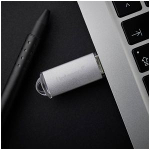 Intenso 256GB Jet Line USB 3.2 70MB/s spominski ključek - siv