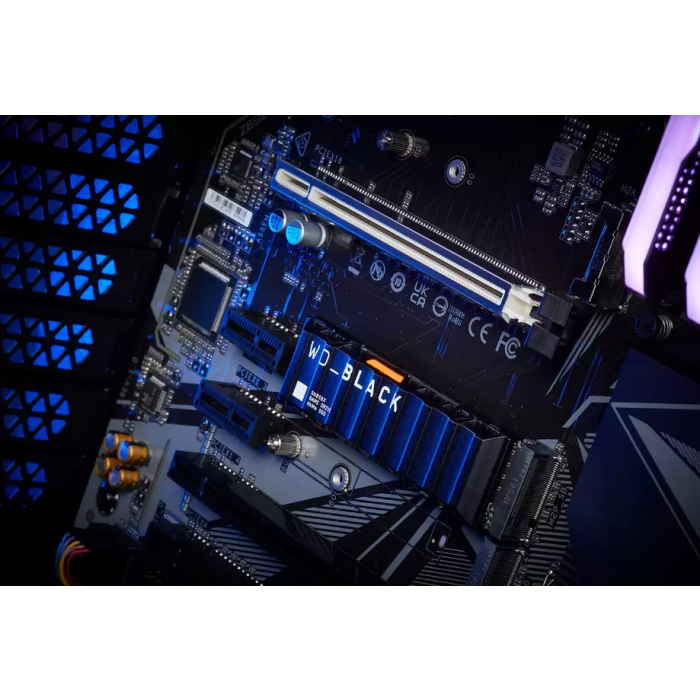 WD 4TB Black SN850X M.2 2280 PCI-e 4.0 NVMe 1.4 SSD disk s hladilnikom - slika 3