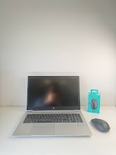 Intel® Core™ i5-8365U / 1,6 GHz / Quad-Core (4C/8T) / 4,1 GHz TurboBoost, 8 GB DDR4 SODIMM, 256 GB SATA SSD, 39,6 cm (15,6″), Matiran (AntiGlare, matt), FHD / 1920 x 1080, Intel UHD Graphics 620, HDMI, Thunderbolt, 2x USB, backlit_kb, bluetooth, No OS Installed - Win10P COA, Sledilna plošča ne deluje, k prenosniku je priložena še brežična miška