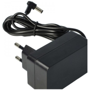 <br><p><b>Opis:</b></p><p>Polnilec za sesalnike Tineco&nbsp;napetosti 26 V. Polnilec ima zaščito pred prepolnjenjem, nadtokovno zaščito in temperaturno zaščito ter certifikata CE in RoHS. Dolžina kabla je približno 1,45&nbsp;m.</p><p><b>Originalne oznake:</b><br></p><ul><li>YLS0241A-E260080</li></ul><br><p><b>Primeren za naprave:</b></p><p>Tineco:</p><ul><li>A10 Master, A10 Hero, A11 Hero, A11 Hero EX, A11 Tango, FW020100US, FW030100US, iFloor 3, iFloor 3-01, iFloor One S5, iFloor One S3</li></ul><br><br><br><b>Lastnosti:</b><ul><li>Proizvajalec: VHBW</li><li>Barva: črna</li><li>Izhodna napetost: 26 V</li><li>Tok: 0,8 A (800 mA)</li><li>Priključek: 5,5 mm (zunanji premer) x 2,1 mm (notranji premer)</li></ul><br>