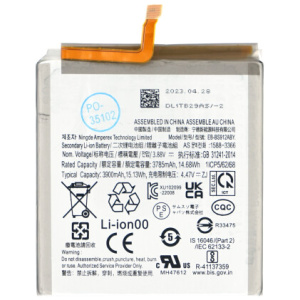 <b>Opis:</b><br><ul><li>Nadomestna baterija je izdelana po zasnovi in tehnologiji nemškega proizvajalca MPS, kar zagotavlja odlično kvaliteto<br></li><li>Najsodobnejša tehnologija omogoča veliko ciklov polnjenja in praznjenja<br></li><li>Li-Polymer celice so prijazne okolju, obenem pa zagotavljajo delovanje brez spominskega učinka<br></li><li>Termično stikalo ščiti baterijske celice pred pregrevanjem, prenapolnitvijo in kratkim stikom<br></li><li>Visoka kapaciteta baterije, podaljšan čas delovanja pri mirovanju naprave, zelo počasno samopraznjenje<br></li><li>100% kompatibilnost z originalno baterijo</li><li>Baterijo polnimo z originalnim ali nadomestnim polnilcem</li><li>Certifikati CE in ROHS</li></ul><br><br><p><b>Originalne oznake:</b></p><ul><li>EB-BS912ABY</li></ul><br><br><p><b>Primerno za:</b></p><p>Samsung:</p><ul><li>Galaxy S23, SM-S911, SM-S911B, SM-S911B/DS, SM-S911U, SM-S911U1, SM-S911W, SM-S911N, SM-S9110, SM-S911E, SM-S911E/DS</li></ul><br><b>Lastnosti:</b><ul><li>Proizvajalec: MPS</li><li>Vrsta: Li-Polymer</li><li>Napetost: 3,88 V</li><li>Kapaciteta: 3.900 mAh (15,13 Wh)</li></ul><br>