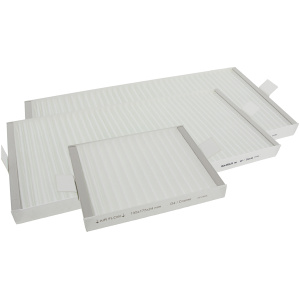<br><p>Nadomestni filter za čistilnike zraka Vaillant.&nbsp;<br></p><p><b>Vsebina kompleta:</b></p><ul><li>2 x filter G4 (39 cm x 18 cm x 2,4 cm)</li><li>1 x filter G4 (17,5 cm x 13,5 cm x 2,4 cm)</li></ul><br><p><b>Originalne oznake:</b></p><ul><li>0020023931</li><li>20023931&nbsp;</li><li>0020023930</li><li>20023930</li><li>0020023929</li><li>20023929</li></ul><br><br><p><b>Primerno za:</b></p><p >Vaillant:<br></p><ul><li>RecoVAIR 275,&nbsp;RecoVAIR 350</li></ul><br><br><b>Lastnosti:</b><ul><li>Proizvajalec: Patona</li></ul><br>