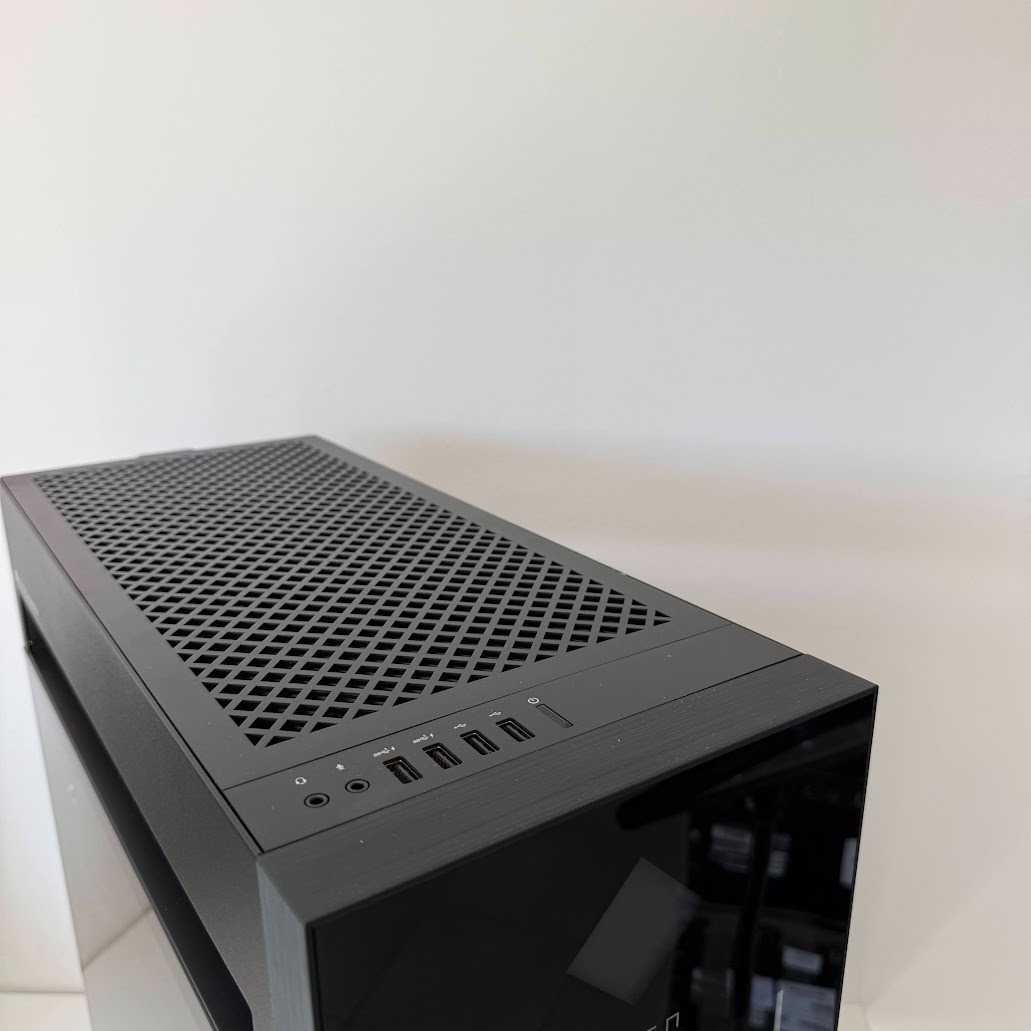Računalnik HP Omen By Hp 45L Gaming Desktop GT22-3XXX / Core Ultra 9 / RAM 64 GB / SSD Disk - slika 5