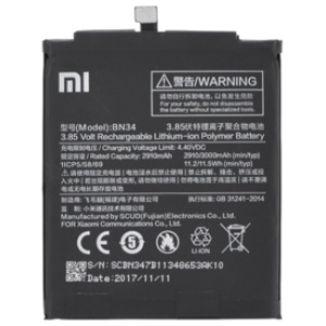 <br><b>Opis:</b><br><ul><li><b>Originalna baterija proizvajalca Xiaomi</b><br></li><li>Najsodobnejša tehnologija omogoča veliko ciklov polnjenja in praznjenja<br></li><li>Li-Polymer celice so prijazne okolju, obenem pa zagotavljajo delovanje brez spominskega učinka<br></li><li>Termično stikalo ščiti baterijske celice pred pregrevanjem, prenapolnitvijo in kratkim stikom<br></li><li>Visoka kapaciteta baterije, podaljšan čas delovanja pri mirovanju naprave, zelo počasno samopraznjenje<br></li><li>Baterijo polnimo z originalnim ali nadomestnim polnilcem<br></li><li>Certifikati CE in ROHS</li></ul><br><br><p><b>Originalne oznake:</b><br></p><ul><li>BN34<br></li></ul><br><p><b>Primerno za:</b></p>Xiaomi:<ul><li>Redmi 5A, 5A, M5A<br></li></ul><br><b>Lastnosti:</b><ul><li>Proizvajalec: Xiaomi</li><li>Vrsta: Li-Polymer</li><li>Napetost: 3,85 V</li><li>Kapaciteta: 3.000 mAh (11,5 Wh)</li></ul><br>