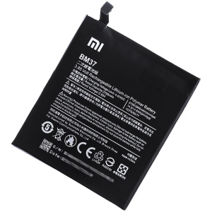 <br><b>Opis:</b><br><ul><li><b>Originalna baterija proizvajalca Xiaomi</b><br></li><li>Najsodobnejša tehnologija omogoča veliko ciklov polnjenja in praznjenja<br></li><li>Li-Polymer celice so prijazne okolju, obenem pa zagotavljajo delovanje brez spominskega učinka<br></li><li>Termično stikalo ščiti baterijske celice pred pregrevanjem, prenapolnitvijo in kratkim stikom<br></li><li>Visoka kapaciteta baterije, podaljšan čas delovanja pri mirovanju naprave, zelo počasno samopraznjenje<br></li><li>Baterijo polnimo z originalnim ali nadomestnim polnilcem<br></li><li>Certifikati CE in ROHS</li></ul><br><br><p><b>Originalne oznake:</b><br></p><ul><li>BM37<br></li></ul><br><p><b>Primerno za:</b></p>Xiaomi:<ul><li>Mi 5s Plus, Mi 5s Plus Premium Edition<br></li></ul><br><b>Lastnosti:</b><ul><li>Proizvajalec: Xiaomi</li><li>Vrsta: Li-Polymer</li><li>Napetost: 3,85 V</li><li>Kapaciteta: 3.700 mAh (14,2 Wh)</li></ul><br>